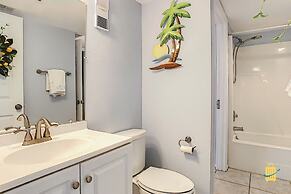 Beachfront Oceania Beach Club Complex