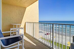 Beachfront Oceania Beach Club Complex