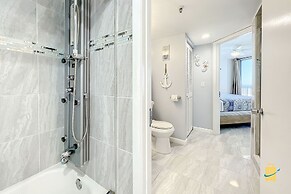 Beachfront Oceania Beach Club Complex