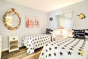 Beachfront Oceania Beach Club Complex