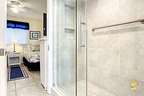 Beachfront Oceania Beach Club Complex