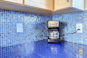 Beachfront Oceania Beach Club Complex