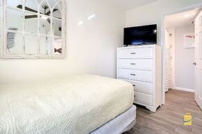 Beachfront Oceania Beach Club Complex