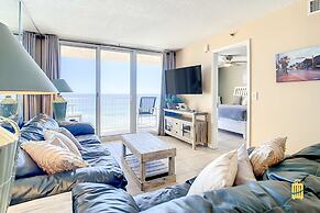 Beachfront Oceania Beach Club Complex