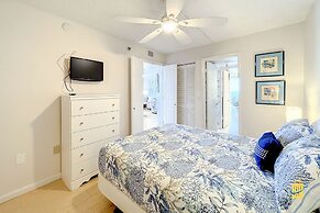 Beachfront Oceania Beach Club Complex