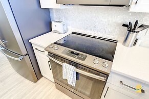 Beachfront Oceania Beach Club Complex