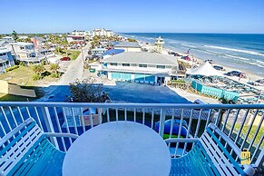 Beachfront Oceania Beach Club Complex