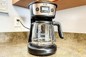 Beachfront Oceania Beach Club Complex