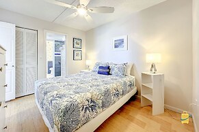 Beachfront Oceania Beach Club Complex