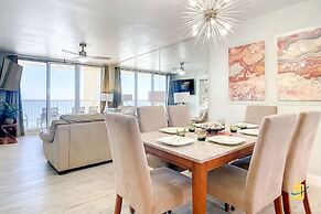 Beachfront Oceania Beach Club Complex