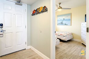 Beachfront Oceania Beach Club Complex