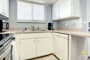 Beachfront Oceania Beach Club Complex