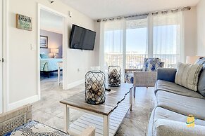 Beachfront Oceania Beach Club Complex