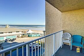 Beachfront Oceania Beach Club Complex