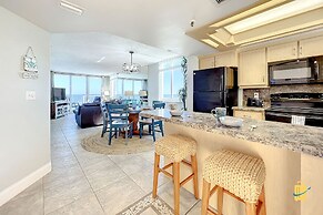 Beachfront Oceania Beach Club Complex