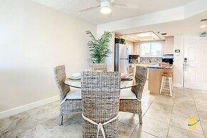 Beachfront Oceania Beach Club Complex