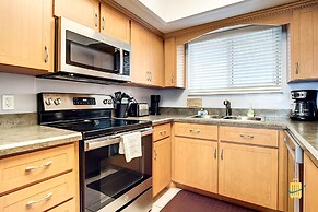 Beachfront Oceania Beach Club Complex