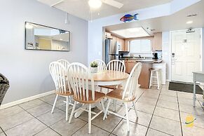 Beachfront Oceania Beach Club Complex