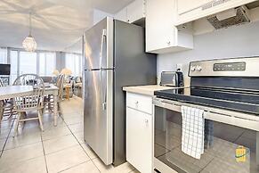 Beachfront Oceania Beach Club Complex