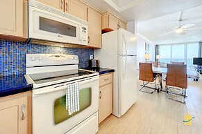 Beachfront Oceania Beach Club Complex