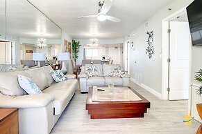 Beachfront Oceania Beach Club Complex