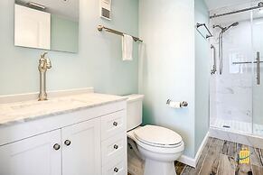 Beachfront Oceania Beach Club Complex