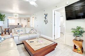 Beachfront Oceania Beach Club Complex