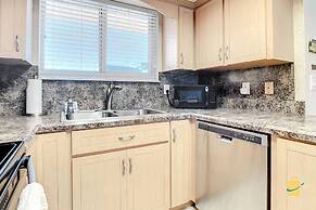 Beachfront Oceania Beach Club Complex