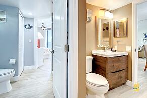 Beachfront Oceania Beach Club Complex