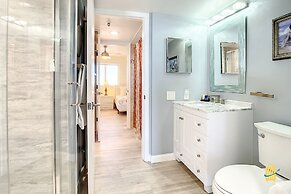 Beachfront Oceania Beach Club Complex