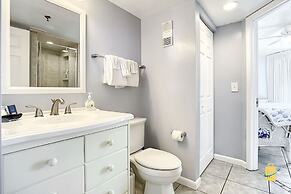 Beachfront Oceania Beach Club Complex