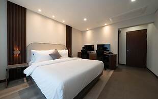 Hound Hotel Gijang-osiria