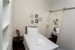 Incrível Vista com 4 Quartos e Lareira