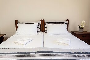 Incrível Vista com 4 Quartos e Lareira