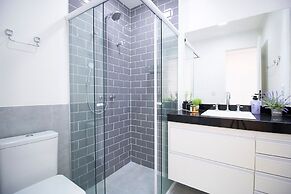 Loft moderno com AC na Praça Pôr do Sol