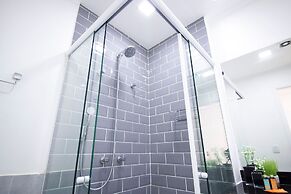 Loft moderno com AC na Praça Pôr do Sol