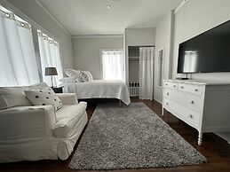 The Vurpillat Beachfront Hotel