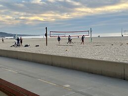 The Vurpillat Beachfront Hotel