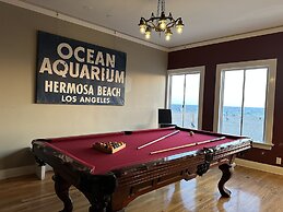 The Vurpillat Beachfront Hotel