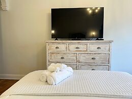 The Vurpillat Beachfront Hotel