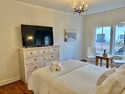 The Vurpillat Beachfront Hotel