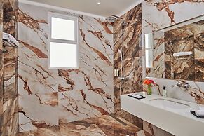 Royal Kingdom Sarovar Portico Pilibhit