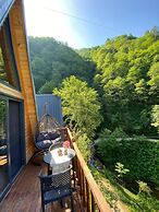 Asva Villa şelale evleri