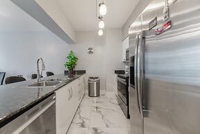 Cozy apt from Downtown Doral Park