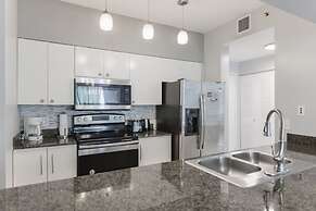 Cozy apt from Downtown Doral Park