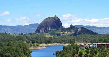 Edificio Avenida Malecon