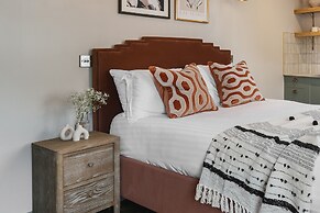 YourApartment  Cotham Arms