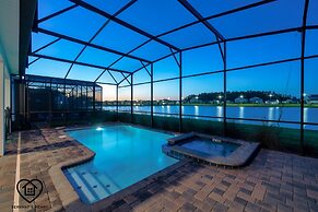 Lakeview Luxury 9 Bedroom & 5 Bathroom w Private Pool