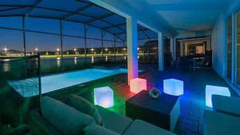 Lakeview Luxury 9 Bedroom & 5 Bathroom w Private Pool