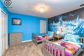 Lakeview Luxury 9 Bedroom & 5 Bathroom w Private Pool